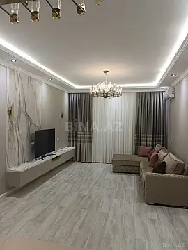 Kirayə verilir 2 otaqlı mənzil 107 m²