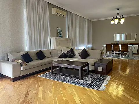 Kirayə verilir 4 otaqlı mənzil 200 m²