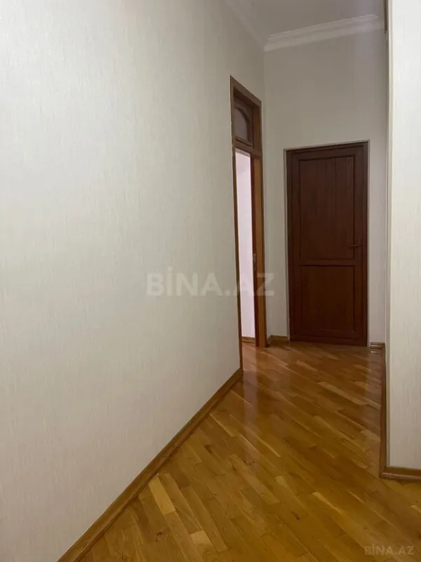 Kirayə verilir 4 otaqlı mənzil 200 m²