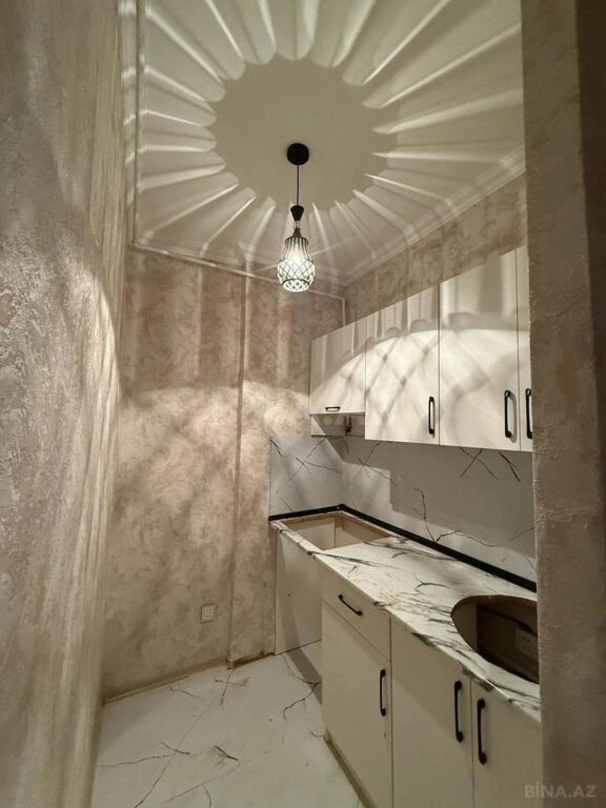 Satılır 2 otaqlı mənzil 42 m²