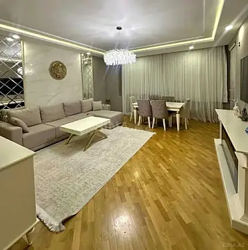 Satılır 3 otaqlı mənzil 130 m² — Bakı, Memar Əcəmi yanı 3 otaq 130.00 m²