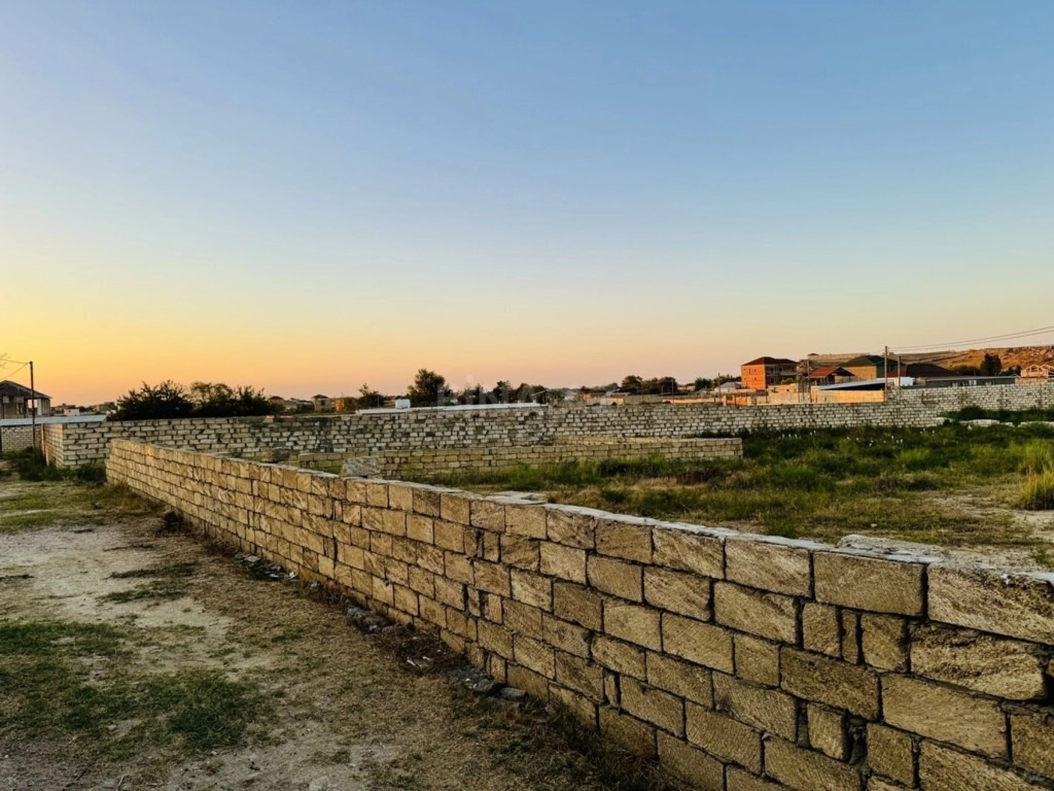 Satılır torpaq sahəsi 10 m²