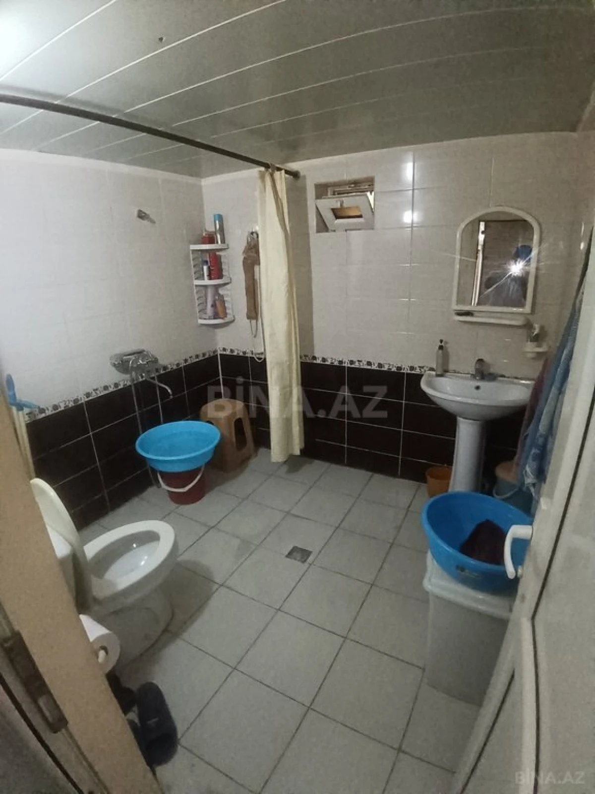 Satılır 5 otaqlı həyət evi 165 m²