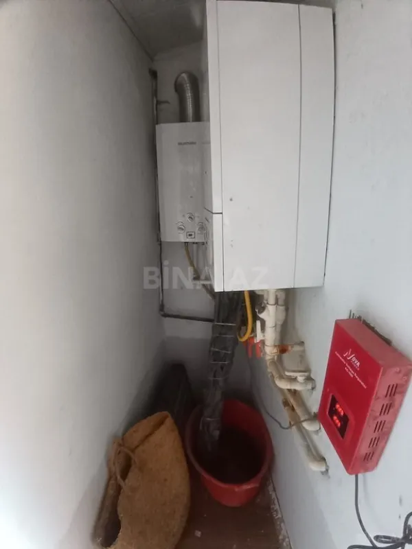 Satılır 5 otaqlı həyət evi 165 m²