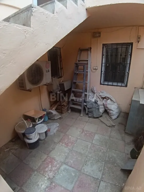 Satılır 5 otaqlı həyət evi 165 m²