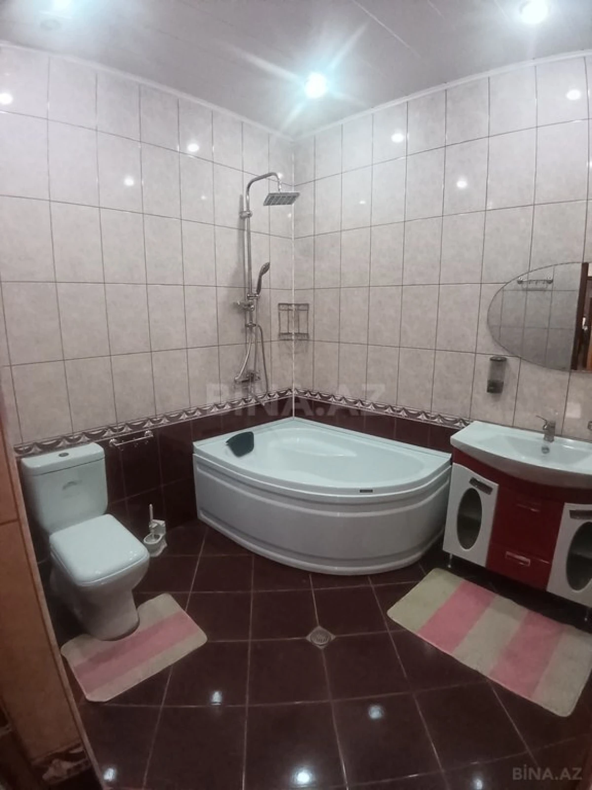 Satılır 5 otaqlı həyət evi 165 m²