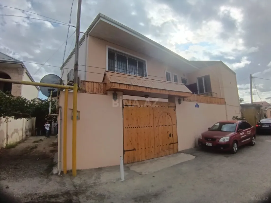 Satılır 5 otaqlı həyət evi 165 m²