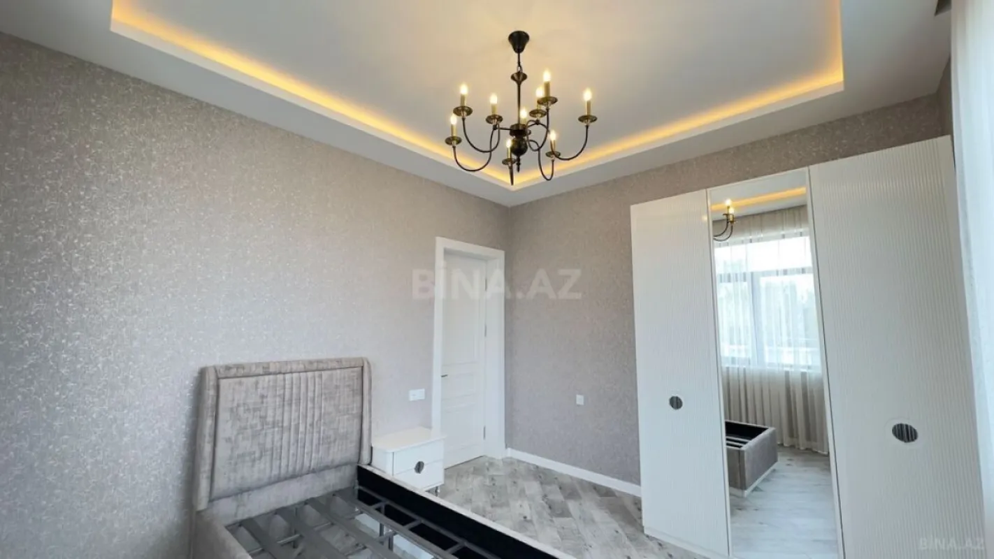 Satılır 6 otaqlı həyət evi 450 m²