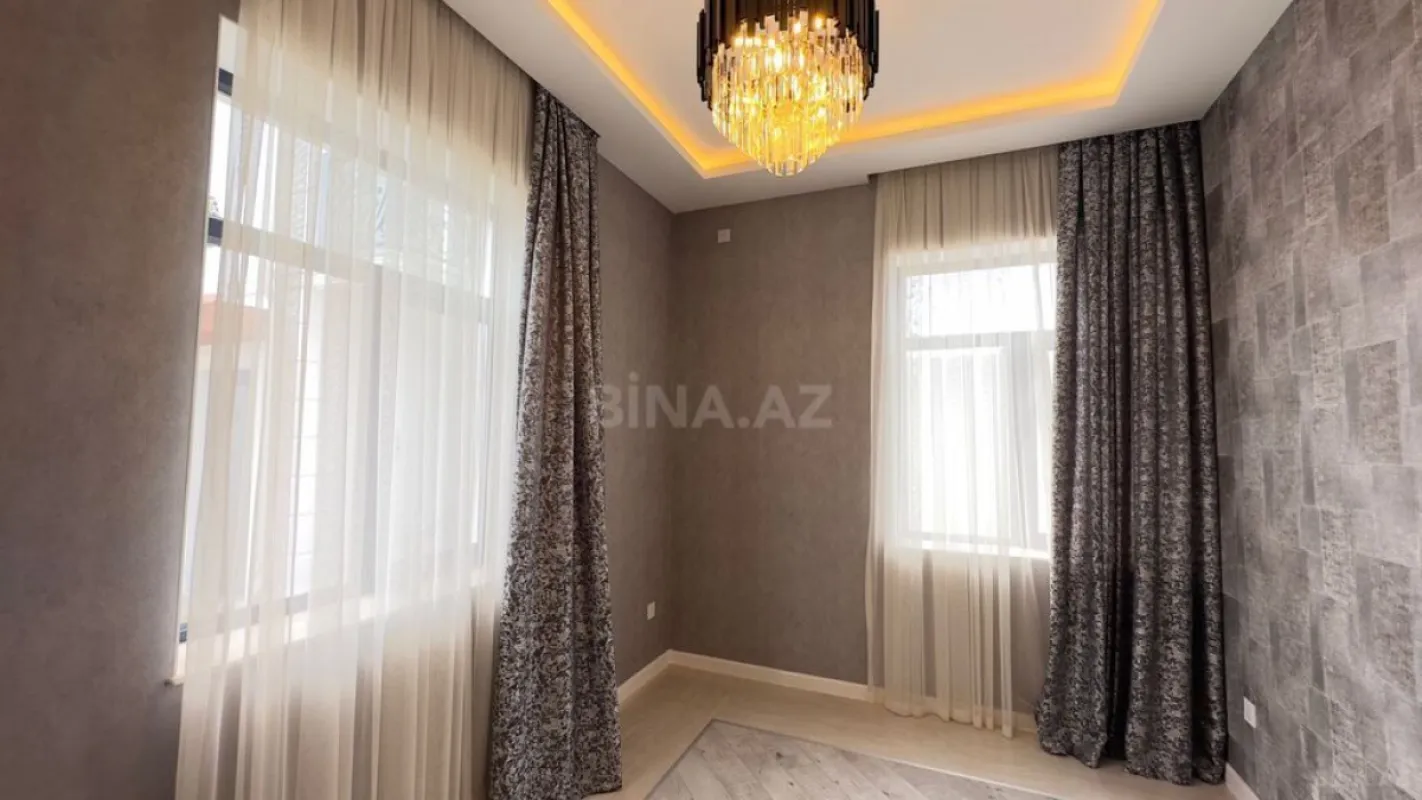 Satılır 6 otaqlı həyət evi 450 m²