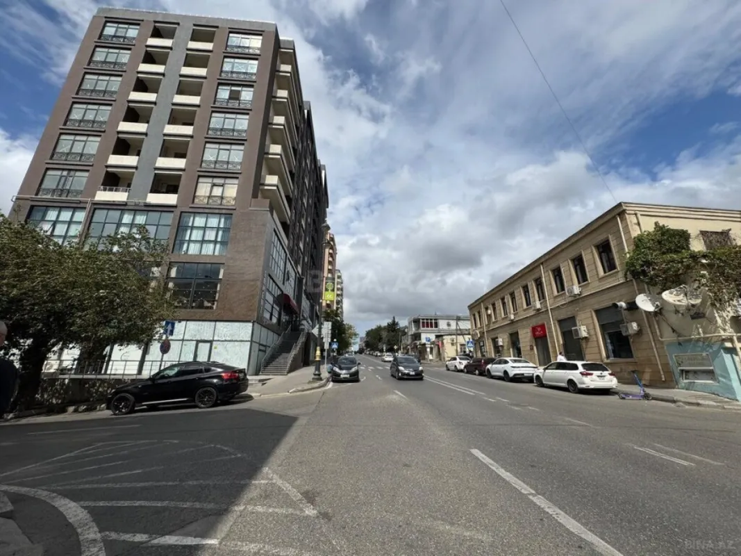 Satılır obyekt 170 m²