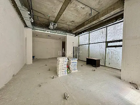 Satılır obyekt 170 m²