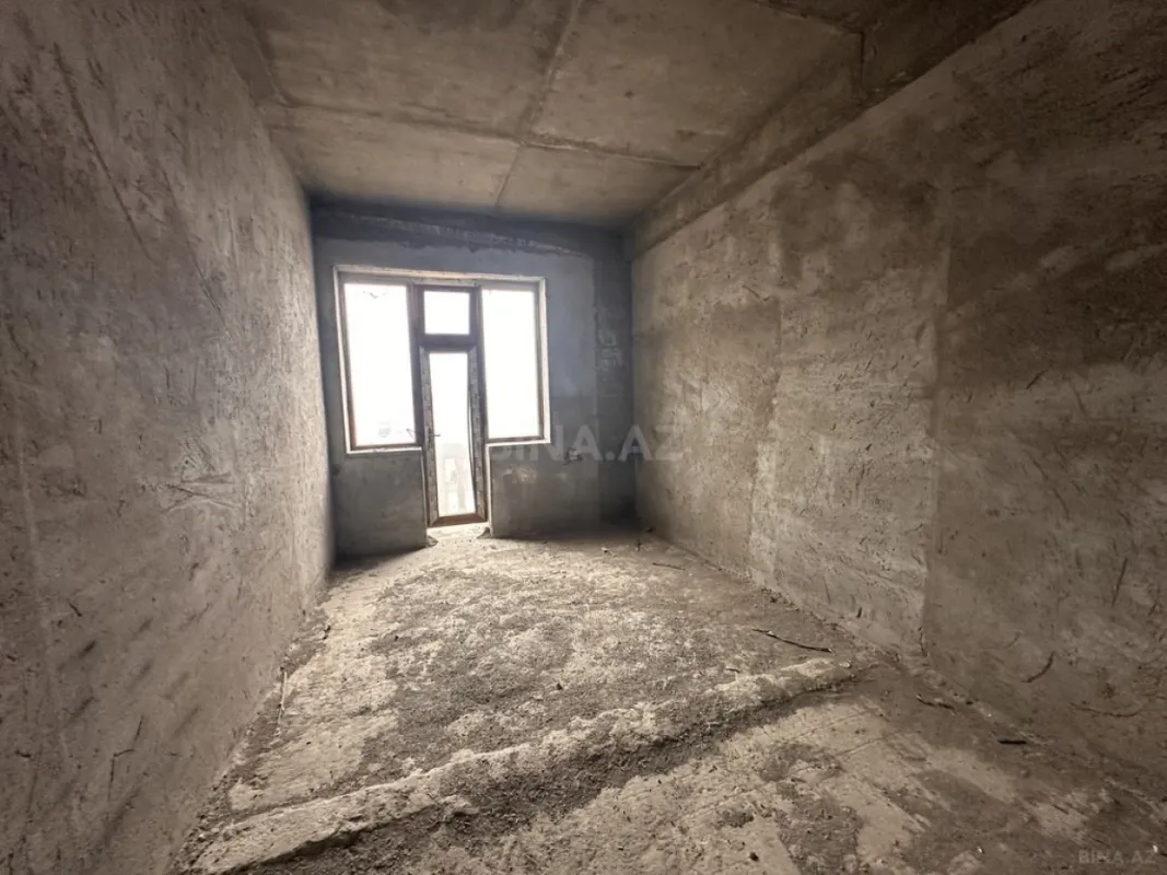 Satılır 3 otaqlı mənzil 148 m²