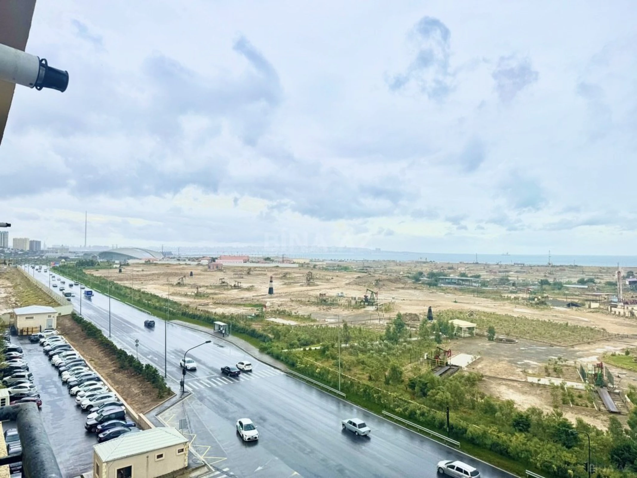 Kirayə verilir 2 otaqlı mənzil 84 m²