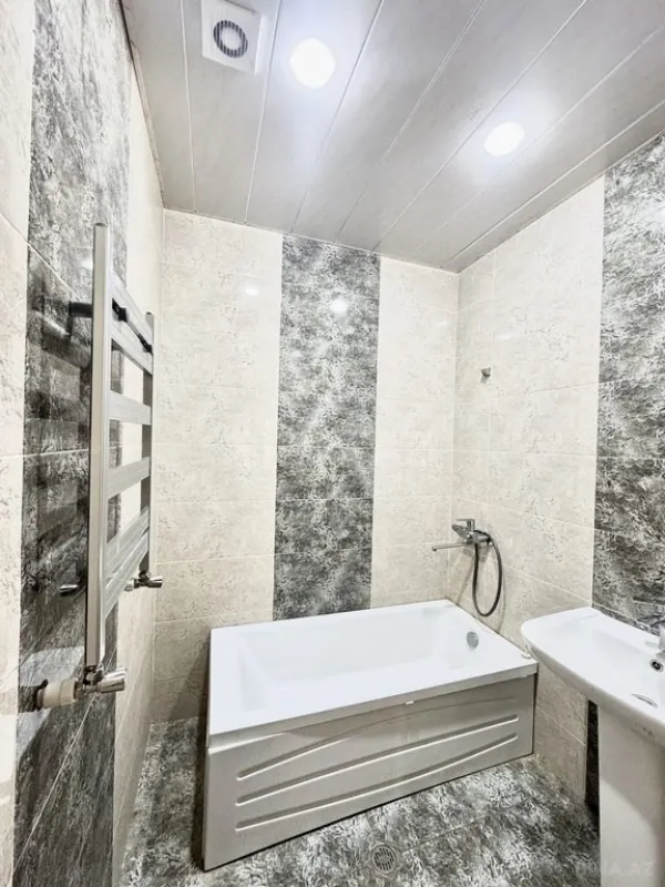 Kirayə verilir 2 otaqlı mənzil 84 m²