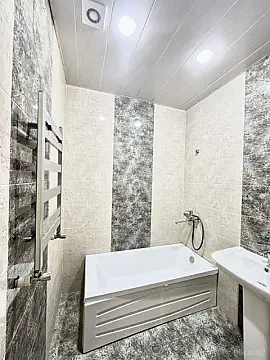 Kirayə verilir 2 otaqlı mənzil 84 m²