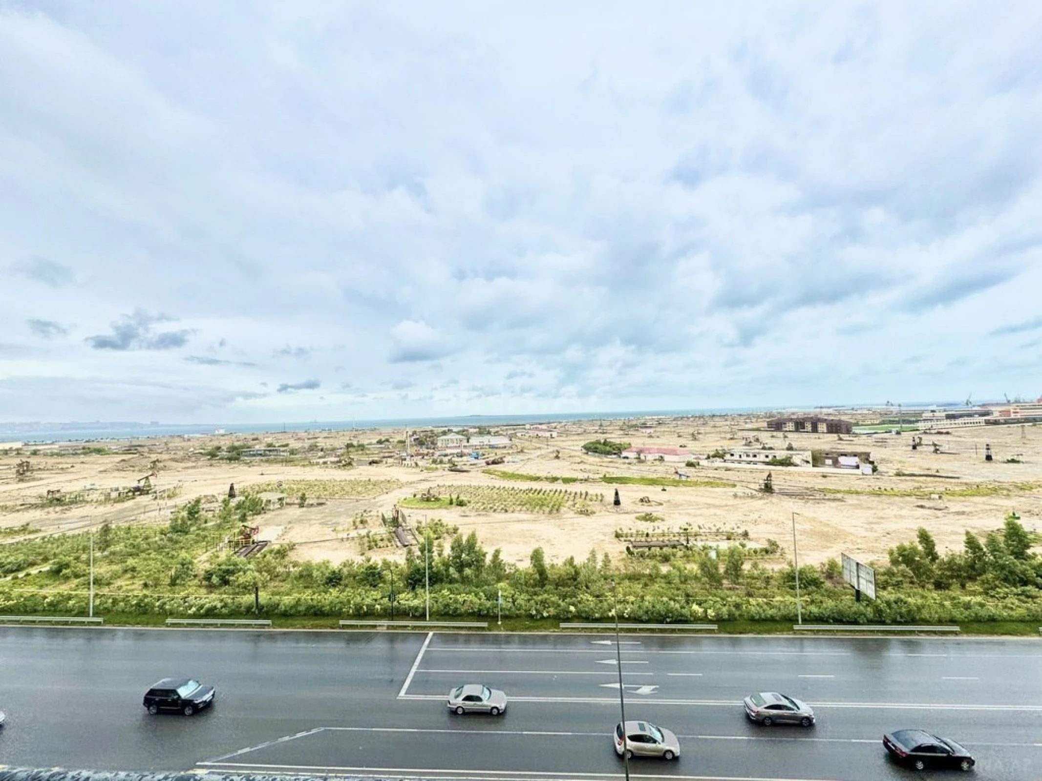 Kirayə verilir 2 otaqlı mənzil 84 m²