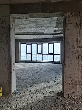 Satılır 3 otaqlı mənzil 191 m²