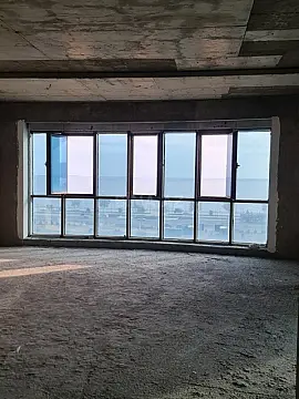 Satılır 3 otaqlı mənzil 191 m²