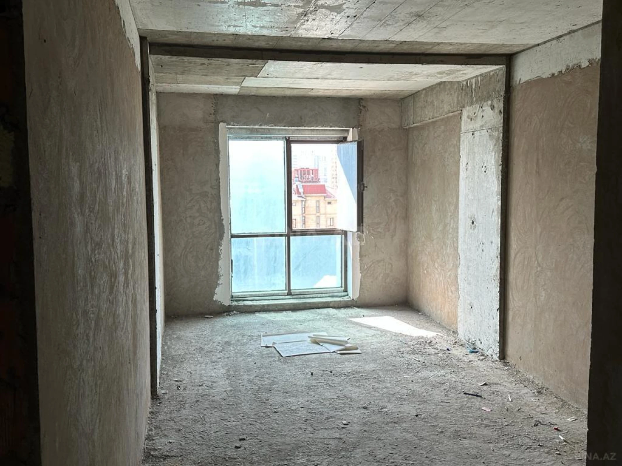 Satılır 3 otaqlı mənzil 191 m²