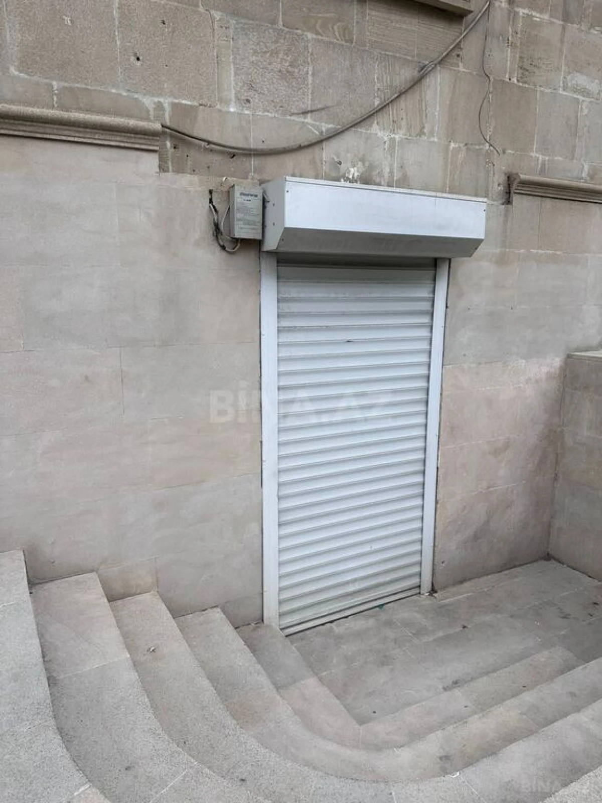 Kirayə verilir obyekt 85 m²