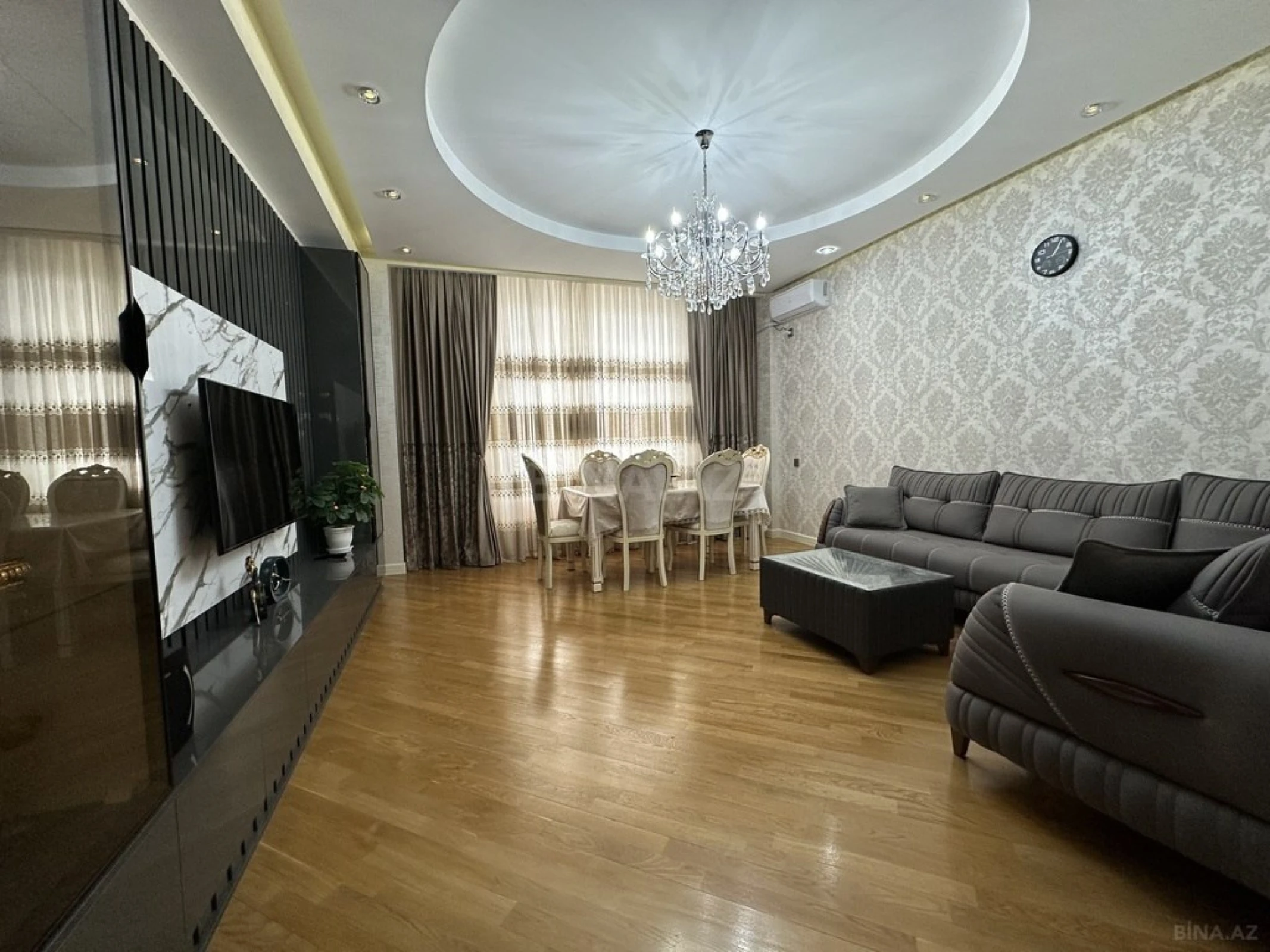 Satılır 3 otaqlı mənzil 147 m²