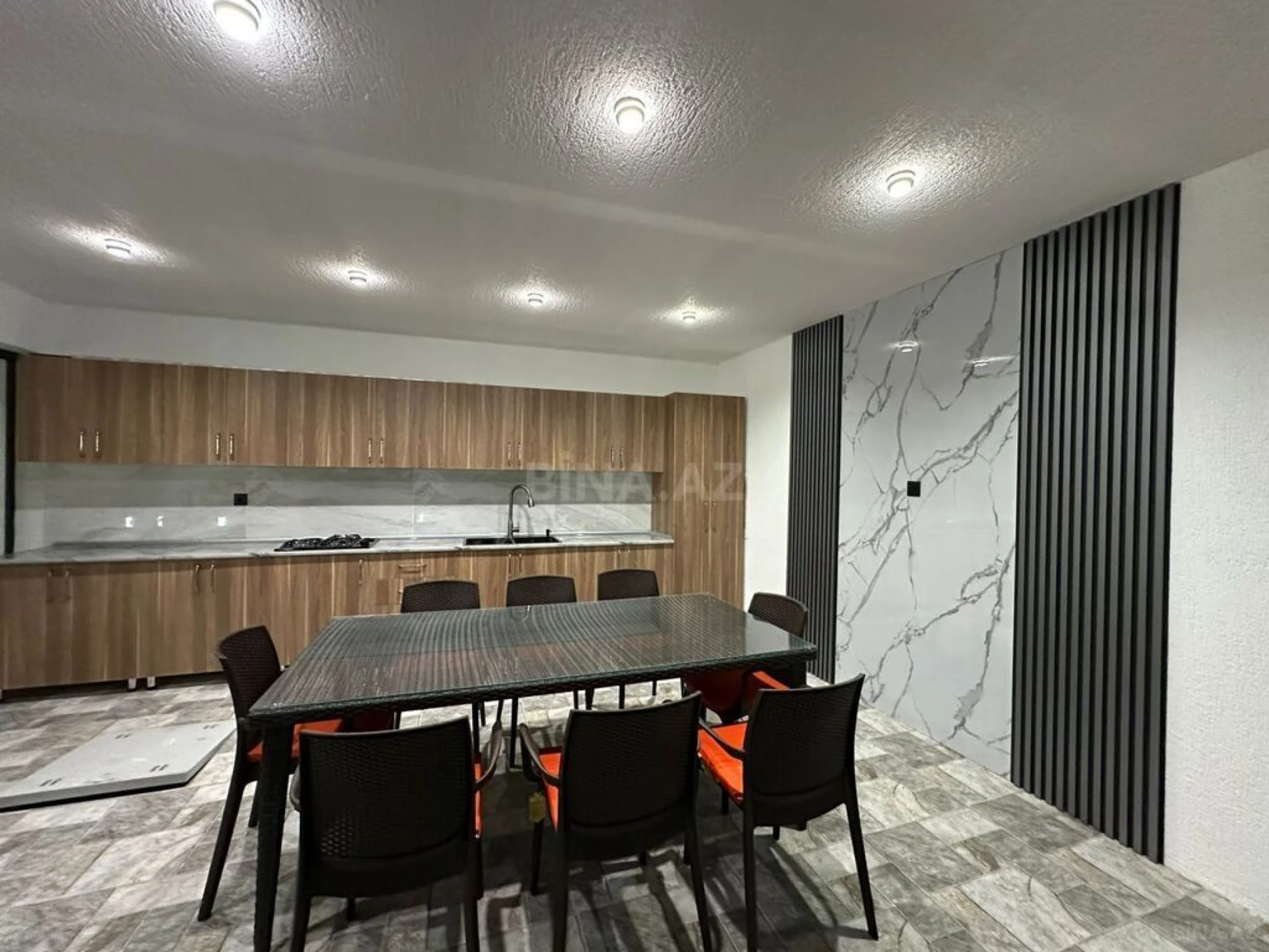 Satılır 4 otaqlı həyət evi 160 m²