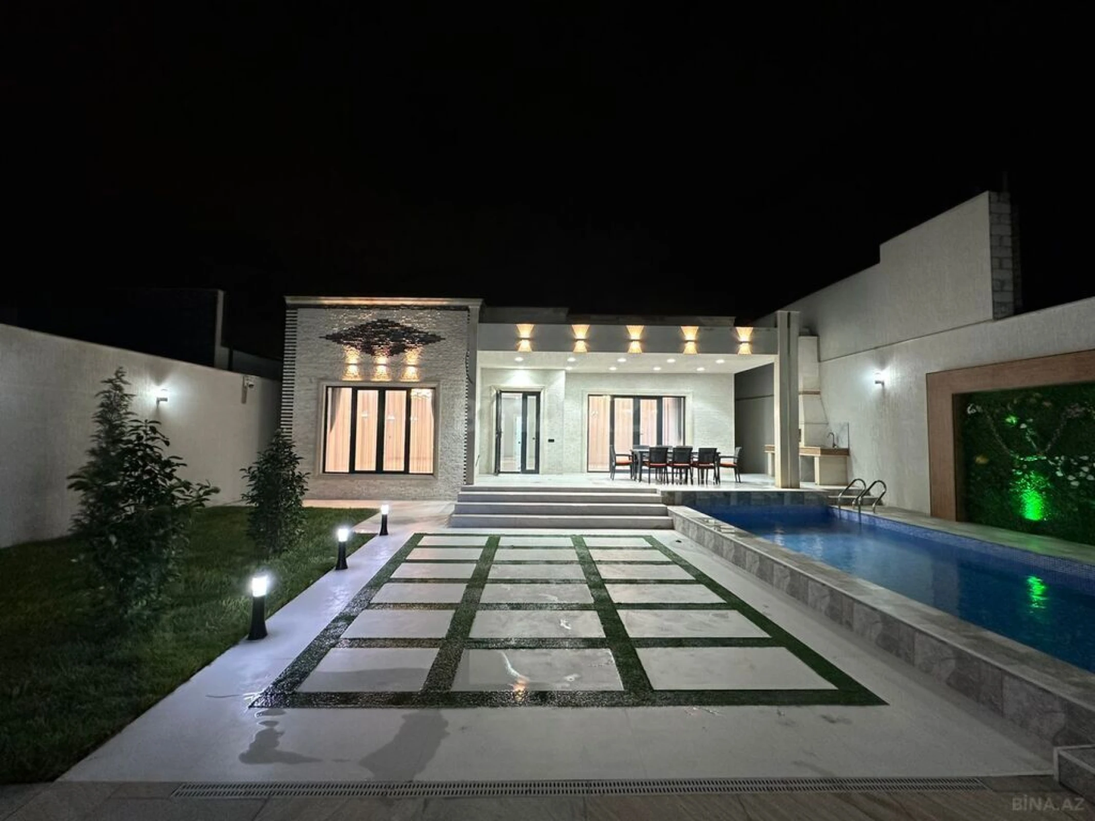 Satılır 4 otaqlı həyət evi 160 m²