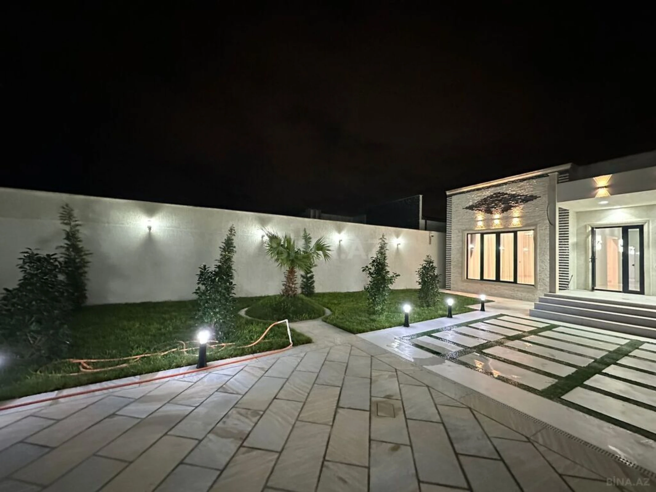 Satılır 4 otaqlı həyət evi 160 m²