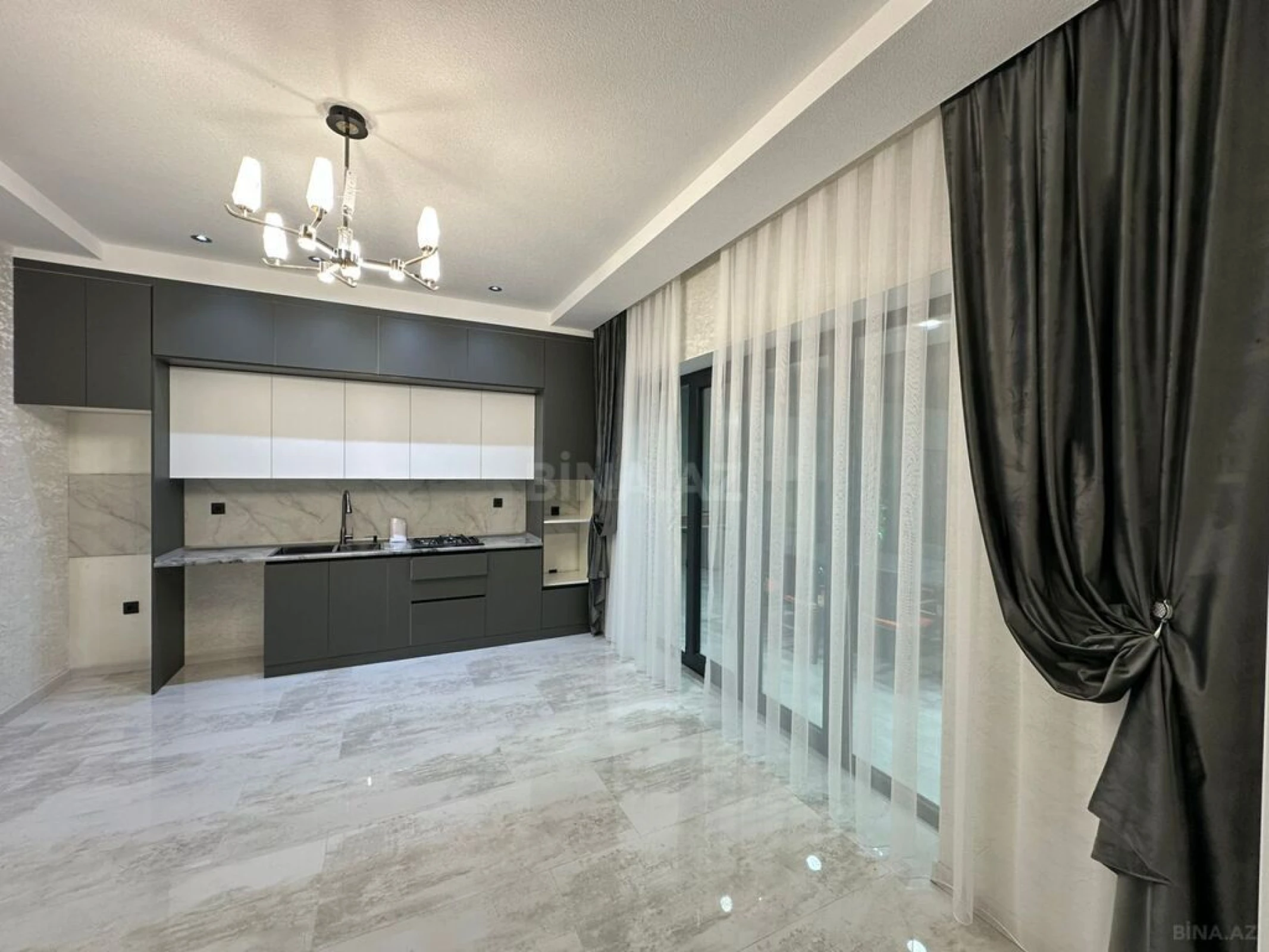Satılır 4 otaqlı həyət evi 160 m²