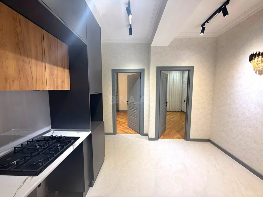 Satılır 3 otaqlı mənzil 77 m²