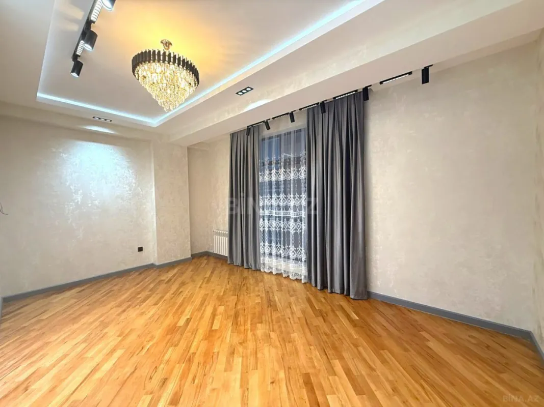 Satılır 3 otaqlı mənzil 77 m²