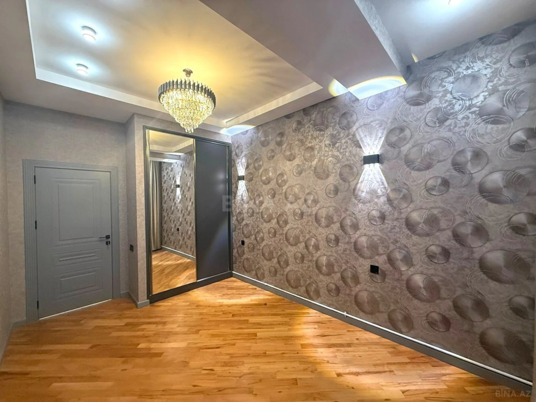 Satılır 3 otaqlı mənzil 77 m²