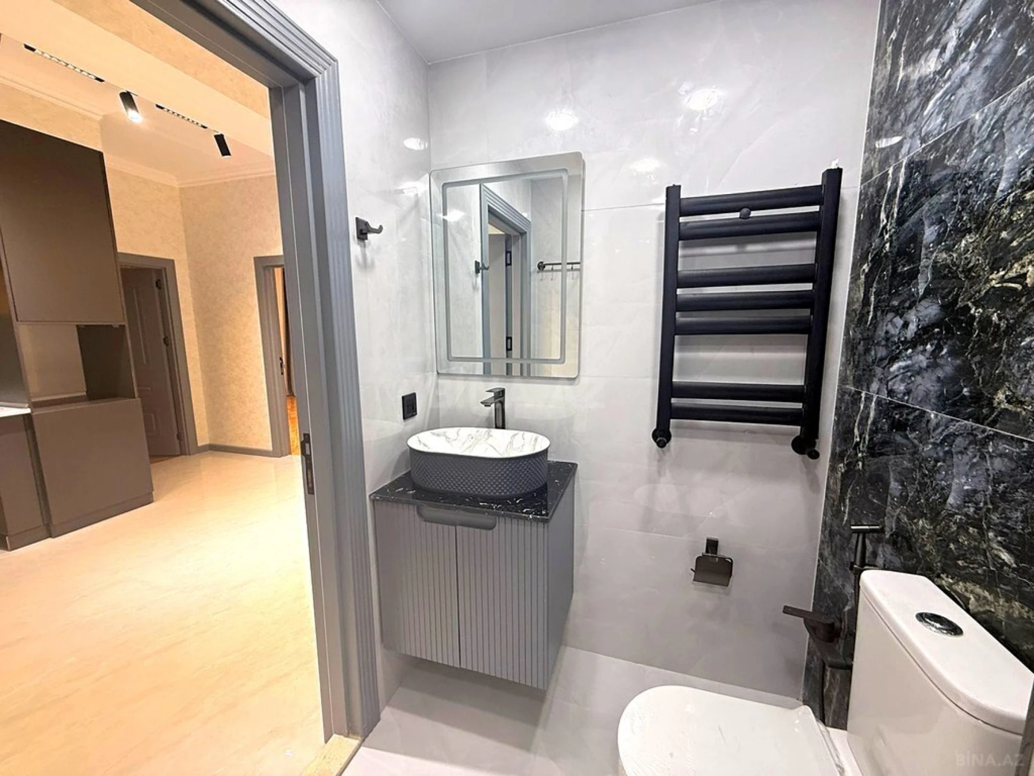 Satılır 3 otaqlı mənzil 77 m²