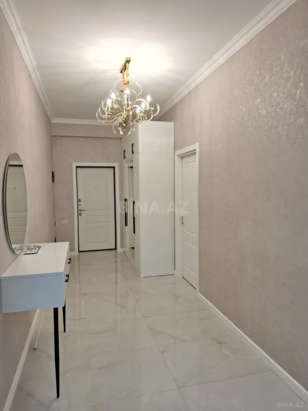 Satılır 3 otaqlı mənzil 95 m²