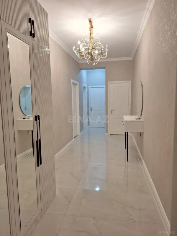 Satılır 3 otaqlı mənzil 95 m²