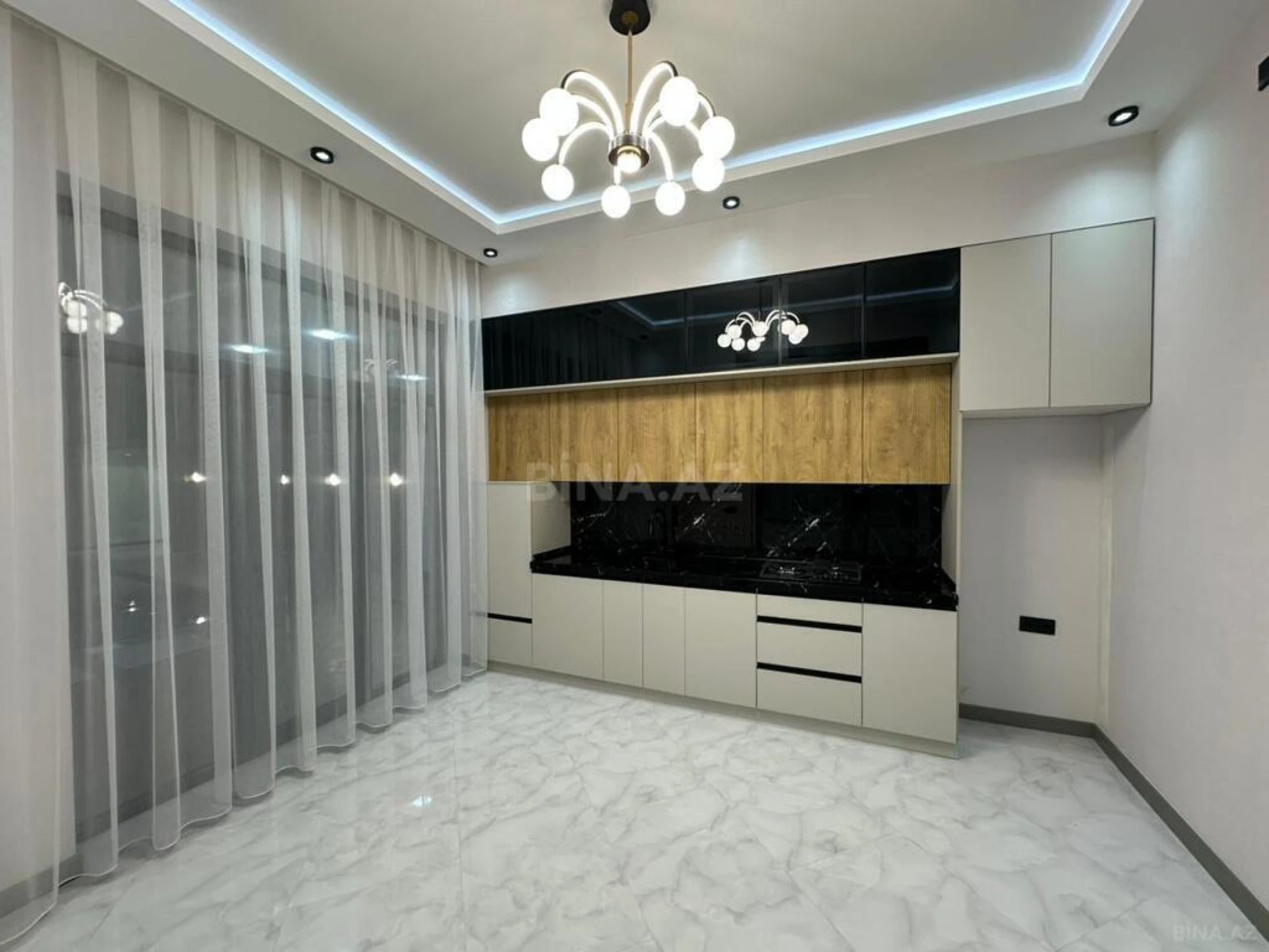 Satılır 4 otaqlı həyət evi 180 m²