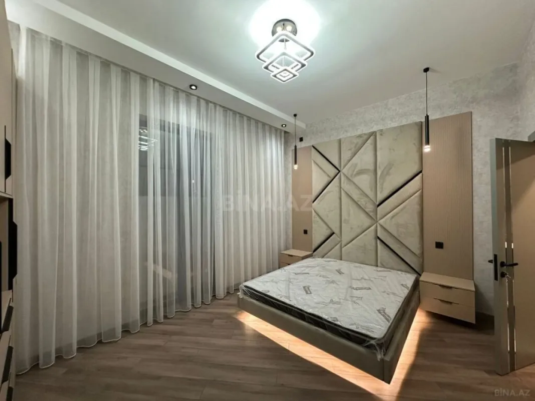 Satılır 4 otaqlı həyət evi 180 m²