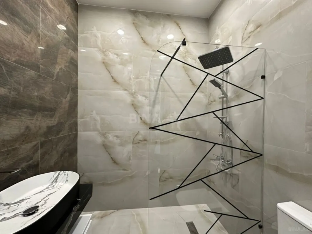 Satılır 4 otaqlı həyət evi 180 m²