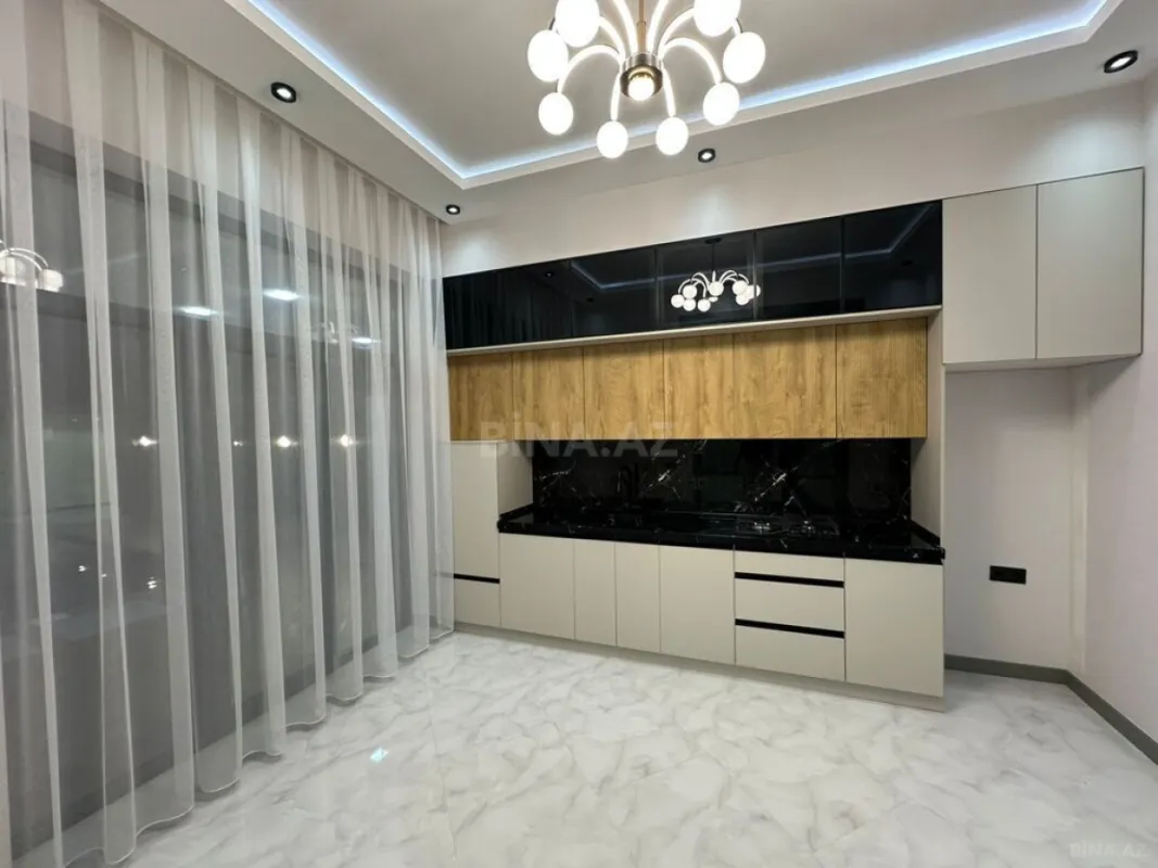 Satılır 4 otaqlı həyət evi 180 m²