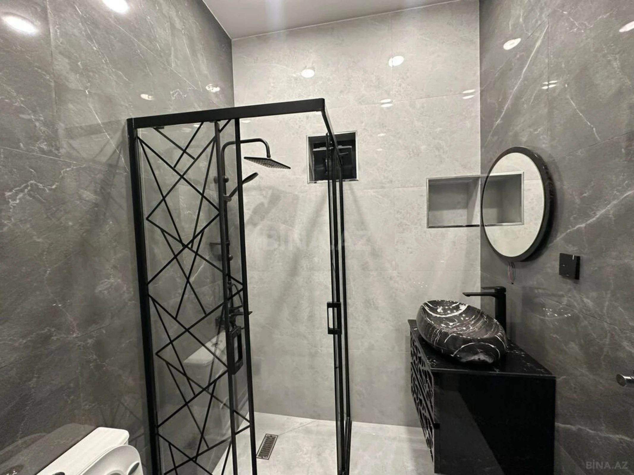 Satılır 4 otaqlı həyət evi 150 m²