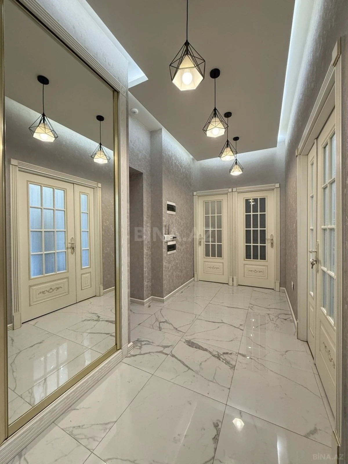 Satılır 3 otaqlı mənzil 100 m²