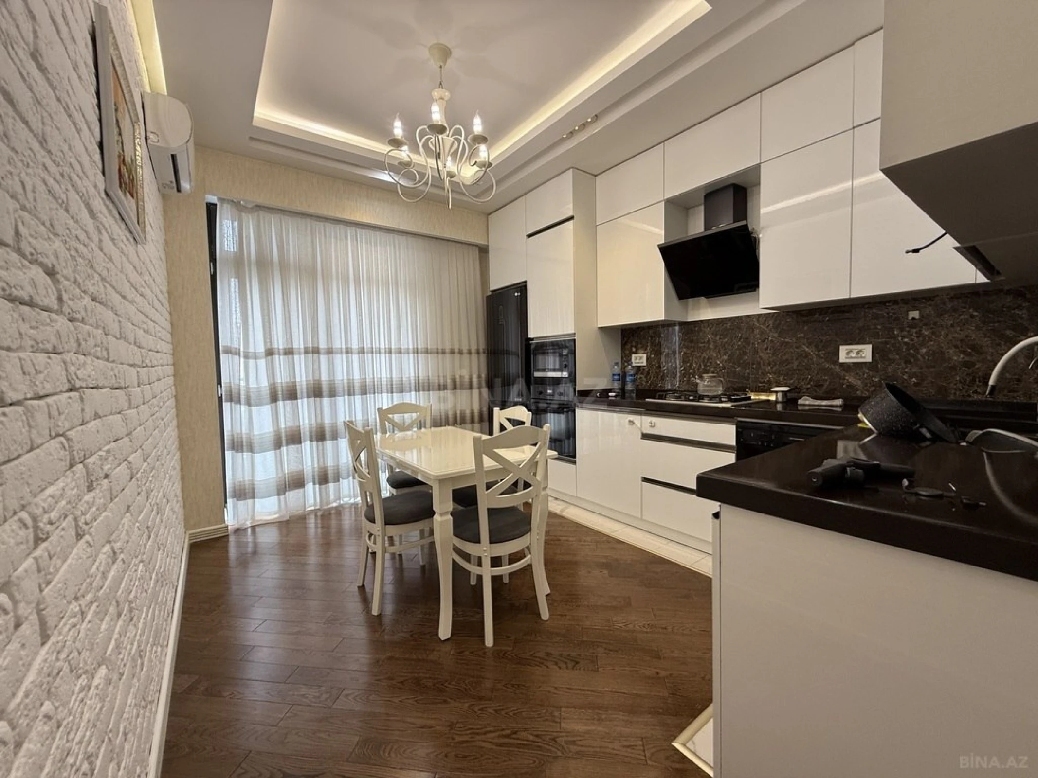 Satılır 3 otaqlı mənzil 100 m²