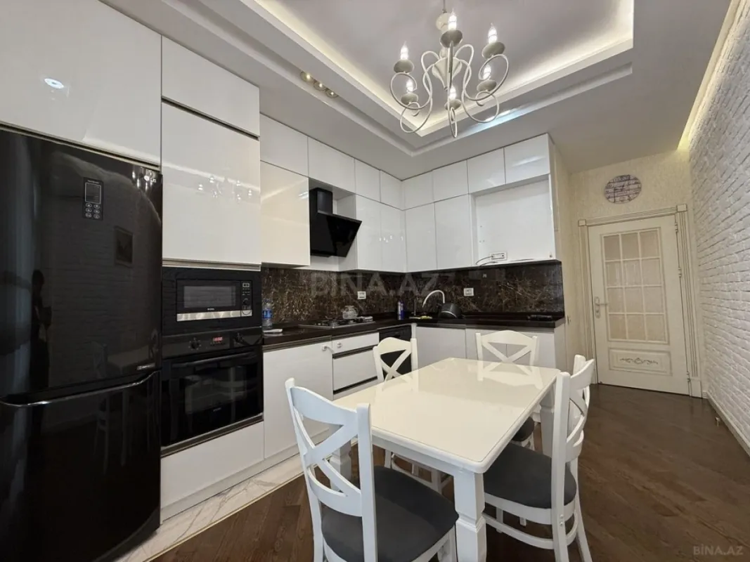 Satılır 3 otaqlı mənzil 100 m²