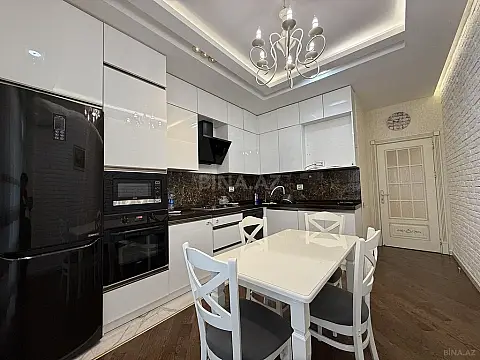 Satılır 3 otaqlı mənzil 100 m²