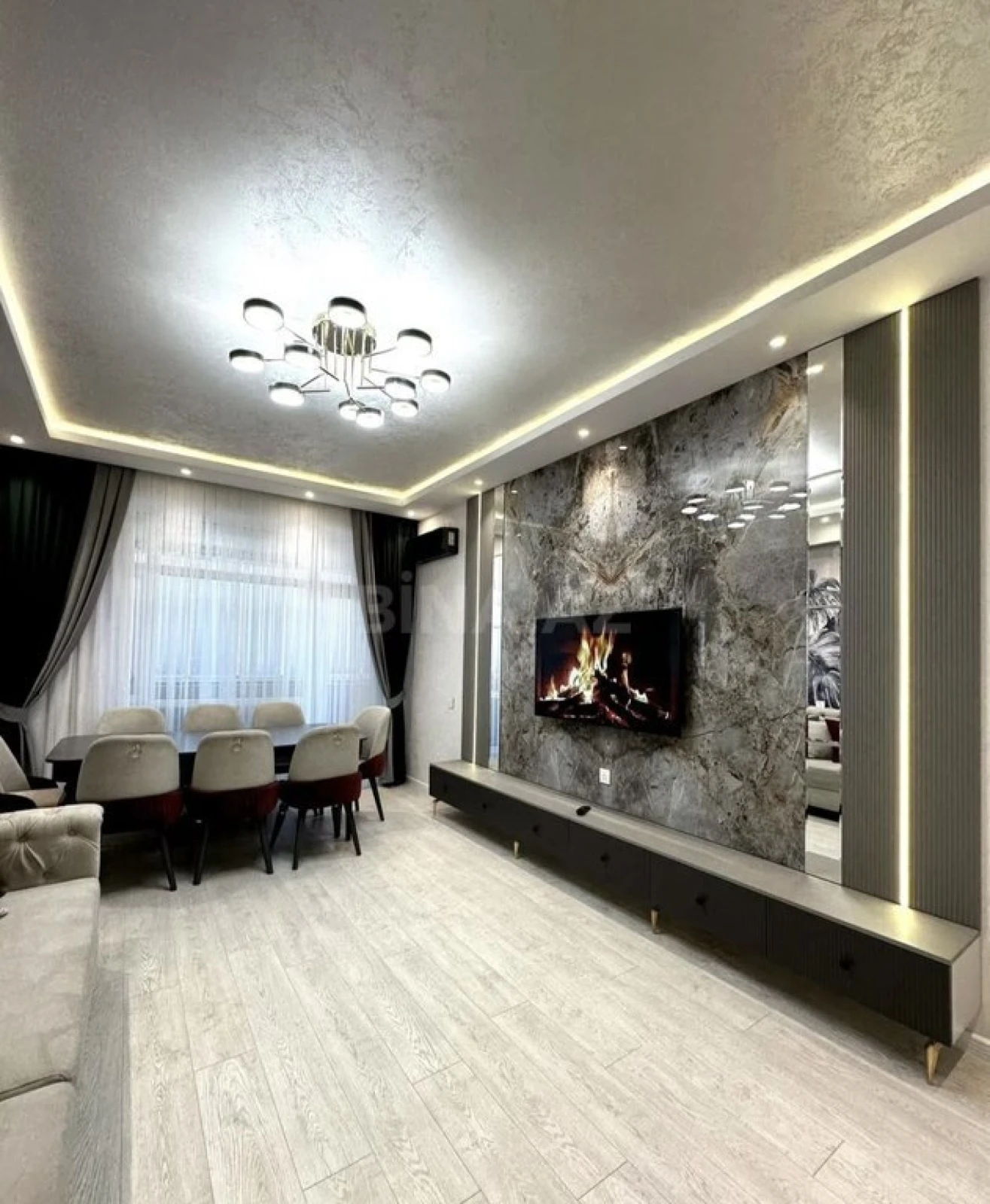 Satılır 3 otaqlı mənzil 120 m²