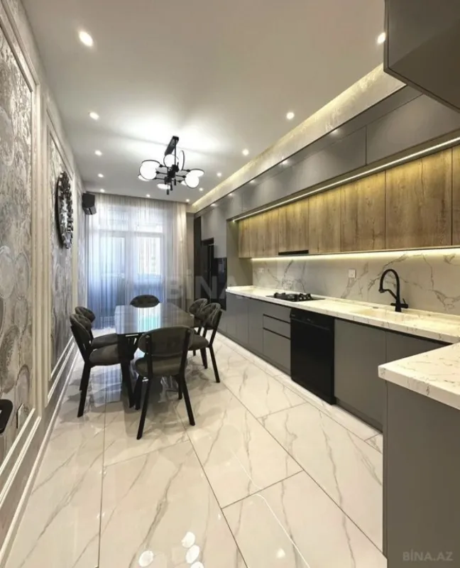 Satılır 3 otaqlı mənzil 120 m²