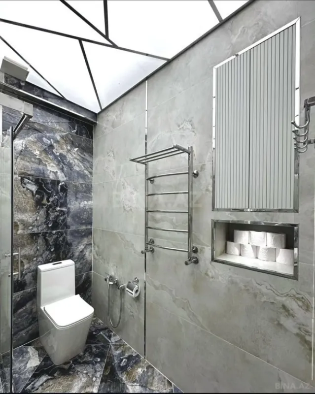 Satılır 3 otaqlı mənzil 120 m²