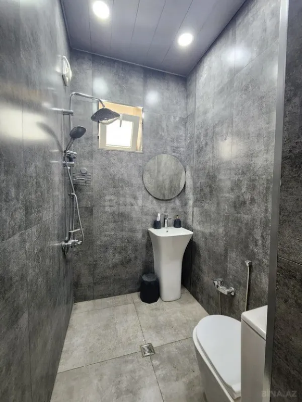 Kirayə verilir 5 otaqlı həyət evi 240 m²