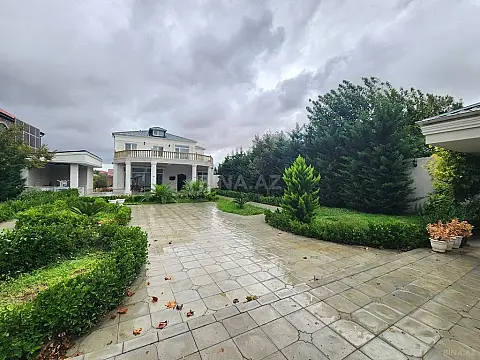 Kirayə verilir 5 otaqlı həyət evi 240 m²