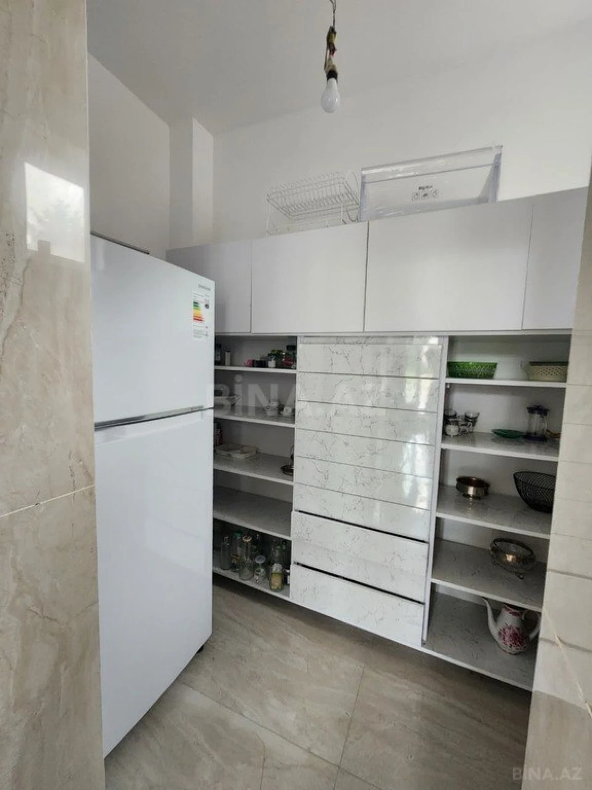 Kirayə verilir 5 otaqlı həyət evi 240 m²